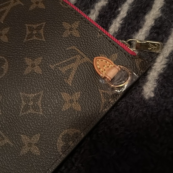 Clutch Wristlet - Picture 4 of 4